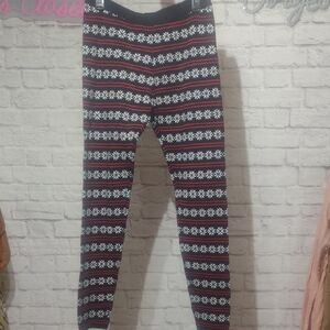 33 Degrees Women's Festive Patterned Leggings - Black, Red, White